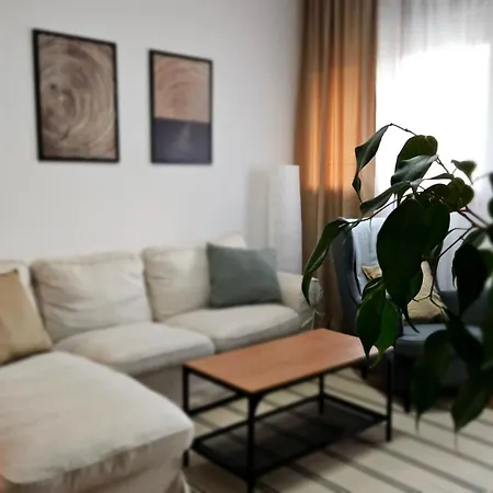 Nora Lux Apartment *