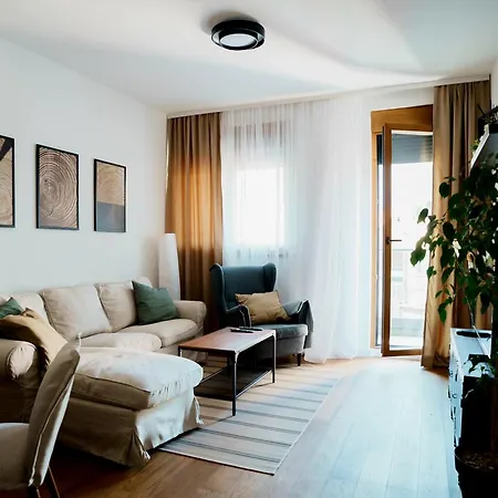 Nora Lux Apartment *